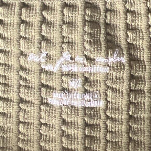 Out From Under Urban Outfitters Nylon Women's Seamless Green Tank Top M / L - Picture 3 of 5